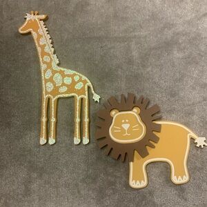 Jungle-themed decor for nursery/kids’ bedroom